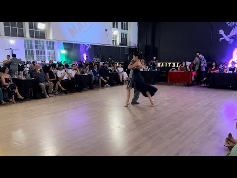 Frivolidad: Silvina Tse y Julio Alvarez in Maitri, London.