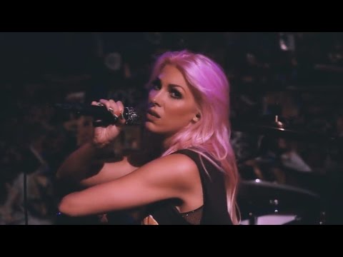 Bonnie McKee -  Easy (Live At YouTube Space LA)