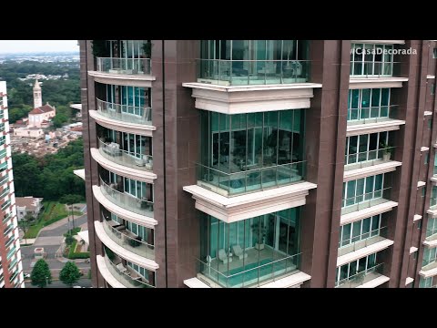 Palace in the Heights, 1000m2 Apartment, Pool in the Living Room and Many Surprises - With Jayme ...