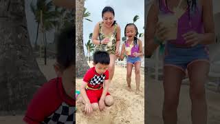 Beach surprise for family 🌊🏝️