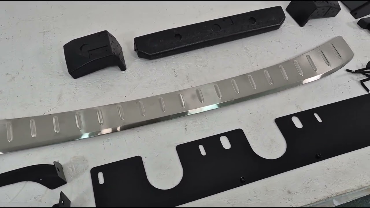 Nissan Armada 2016–2024 Bagkofanger (2021-2024) Video 1