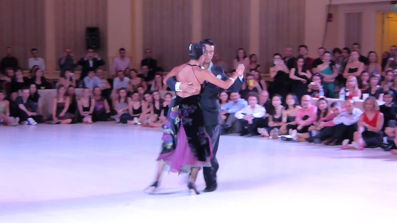SEBASTIAN ACHAVAL - ROXANA SUAREZ - TANGOTO ISTANBUL  "MILONGA BRAVA"