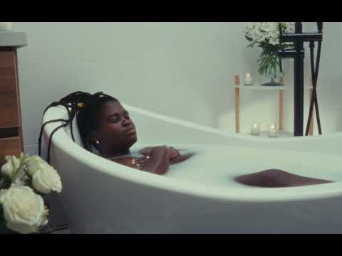 Daymé Arocena - A Fuego Lento feat. Vicente García (Official Video)