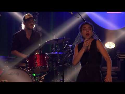 LARA CHEDRAOUI & HET ZESDE METAAL - No regrets // LIVE @ Radio 1 SESSIES 2016