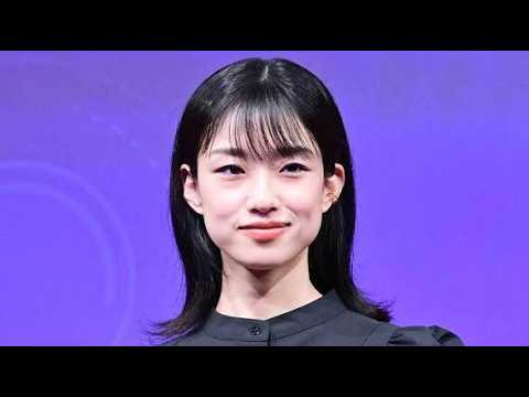 衝撃😳河合優実の英語力がネイティブ級！『ポリティカルパン』で見せた意外な才能に視聴者騒然🔥#河合優実 #石原さとみ #ポリティカルパン #ドラマ最新話 #芸能ニュース #英語力 #話題のドラマ