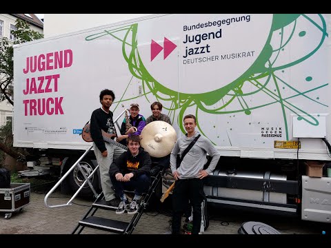 Der „Jugend jazzt Truck“ zu Besuch in Sachsen bei der Band „exit denied“