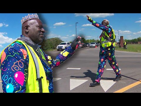 Crossing Guard Delights Kids and Parents With Fun Costumes