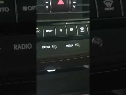 lexus ls500 hybrid  dash board