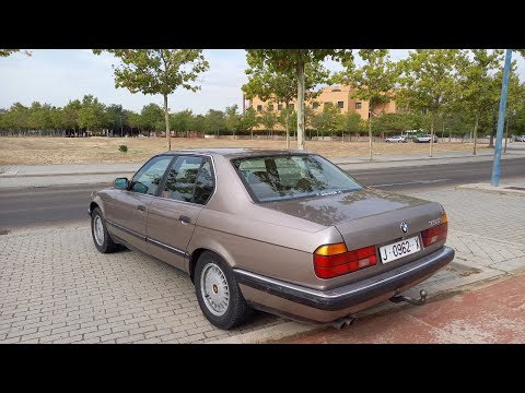 Thumbnail for BMW 735i E32 🇩🇪 LA BERLINA QUE TENDRÍA EN LOS 80 by BMW E32