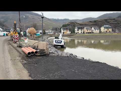 17.12.21: Mayschoß, Fahrt durch den Ort, Update Ahr Flutkatastrophe