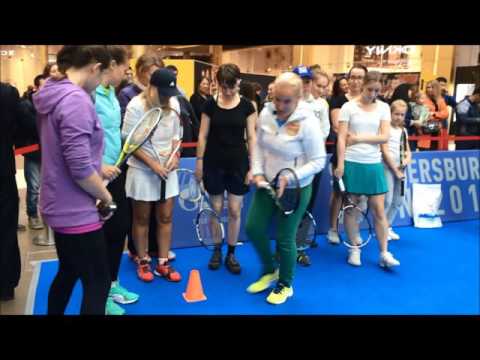 Мастер-класс в ТРЦ «Галерея» 18 сентября 2016 от школы тенниса Триумф