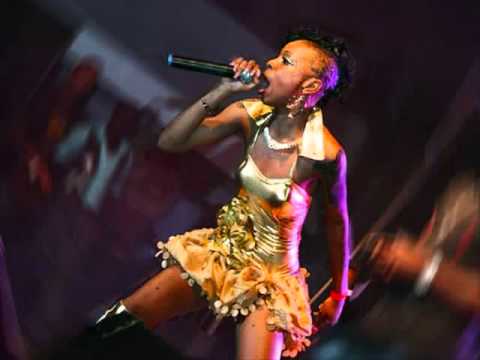 Lisa Hyper & Amanda Cat   Stay In School {JJWizzle Pro} Jan 2010