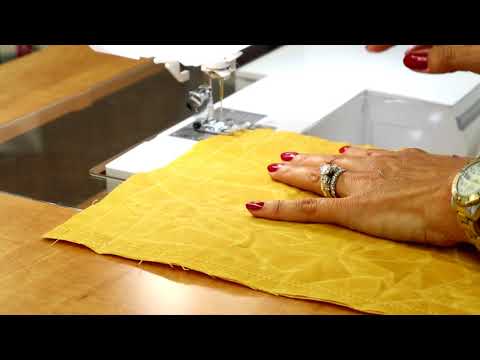 download lagu mp3 mp4 Waxed Canvas Lunch Bag With Strap, download lagu Waxed Canvas Lunch Bag With Strap gratis, unduh video klip Waxed Canvas Lunch Bag With Strap