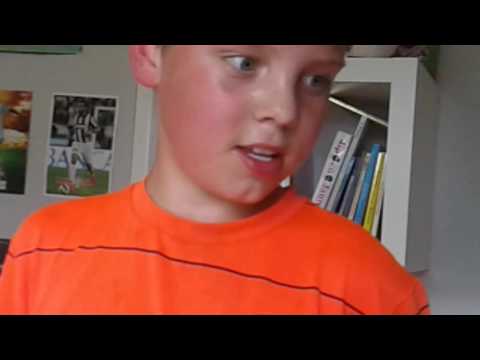 BEDREIGER KAN HYPNOTISEREN RICK EN SEBASTIAAN ONTVOERD