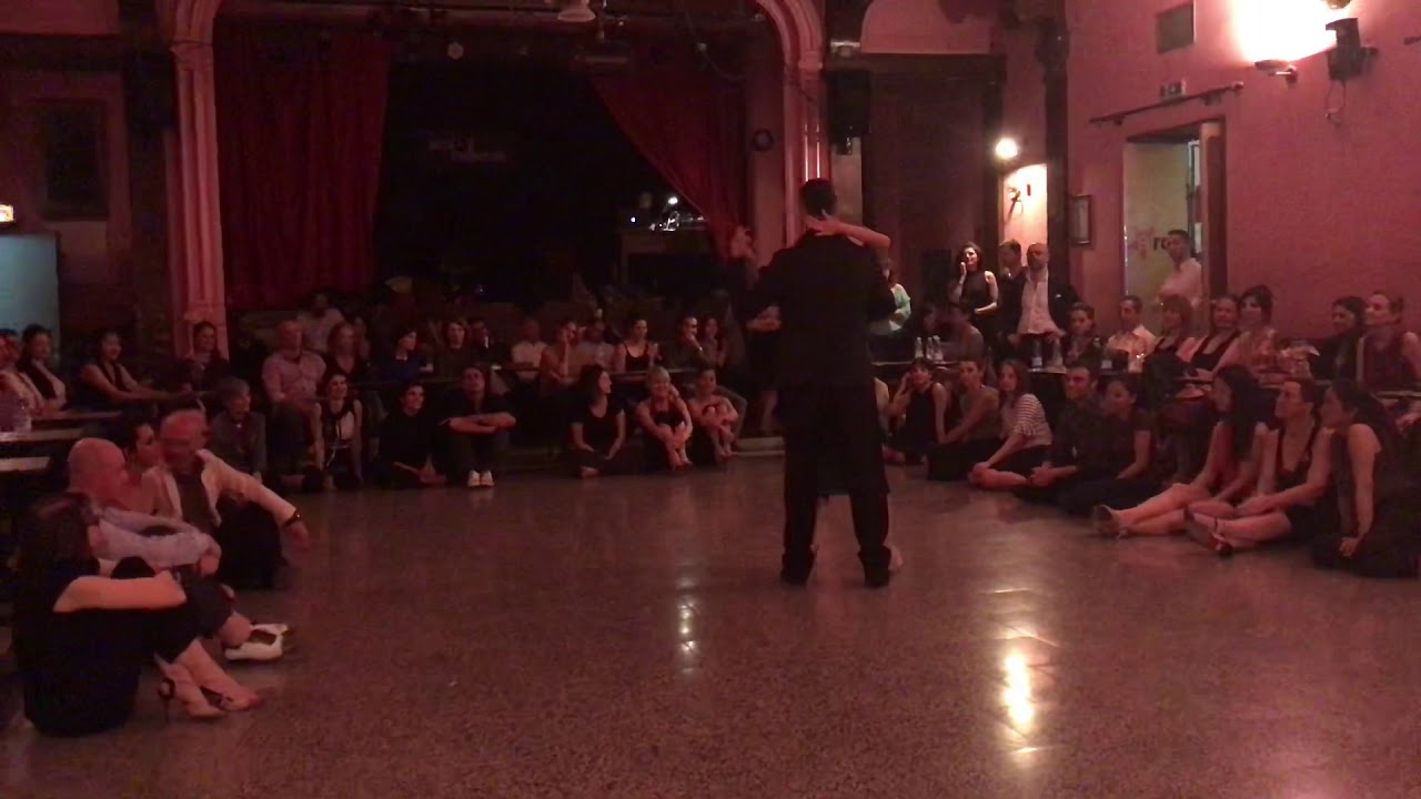 Luciana Muzio e Carlo Feller- Vals- A.D’Agostino, A. Vargas: “Esquinas porteñas.”