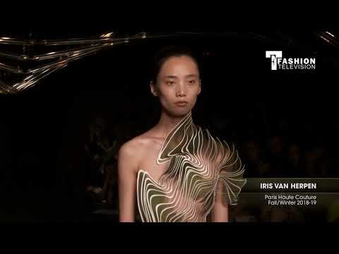 IRIS VAN HERPEN Paris Haute Couture Fall Winter 2018-19
