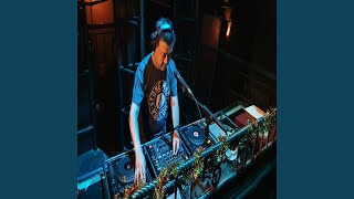 Download lagu Digelang asyik 2k21 mp3