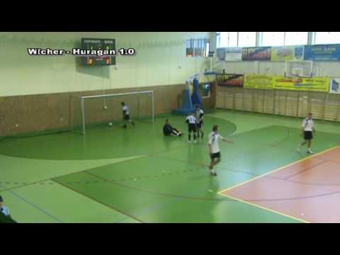 20.12.2010r. Wicher Strzyżewo - Huragan Łomnica 3:2