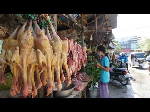 Amazing Street Food at Phsa Kandal Near Garment Factory - Morning Market Scenes Near Porchentong