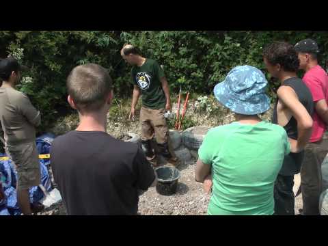 Earth Tyre Brick Wall Workshop (Self-Building an Earthship)