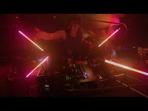 AT BAR CHARLIE: MAENDI b/w Slovva [11.12.2021, Munich]