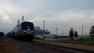 preview picture of video '79 mph Amtrak Through Irvington'