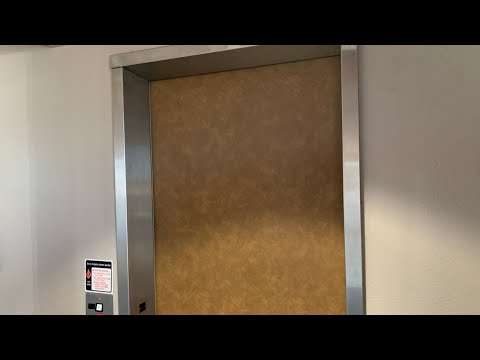 US elevator at 651 E Pennsylvania Avenue, Escondido California