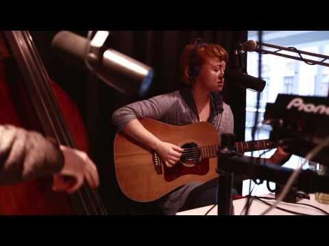 Basso Live - Aino Venna