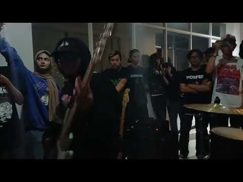 LEFT (Live at Stab From The Front Showcase)