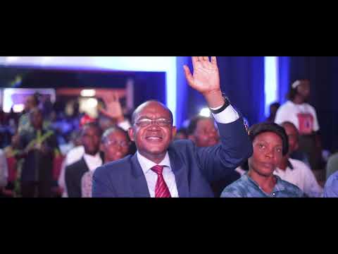 DE LA MORT A LA VIE  live concert Showbuzz - Par Enoch Mulopo