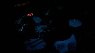 Antonio Sanchez playing drums to Birdman beginning credits.