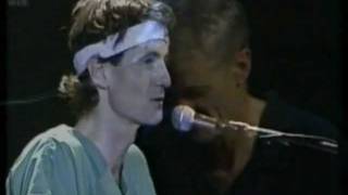 Peter Hammill - &quot;Flight&quot; (part one) - brilliant solo version (1981) - this is special