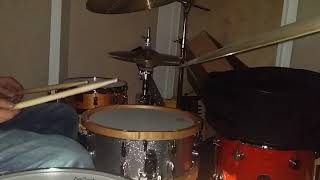 Video thumbnail for Yamaha Maple Snare Drum demo (Billy Cobham) by DRUMZLUT