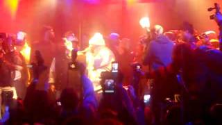 Raekwon, performing on stage at the Notorious B.I.G. Tribute in NYC (Video #2)