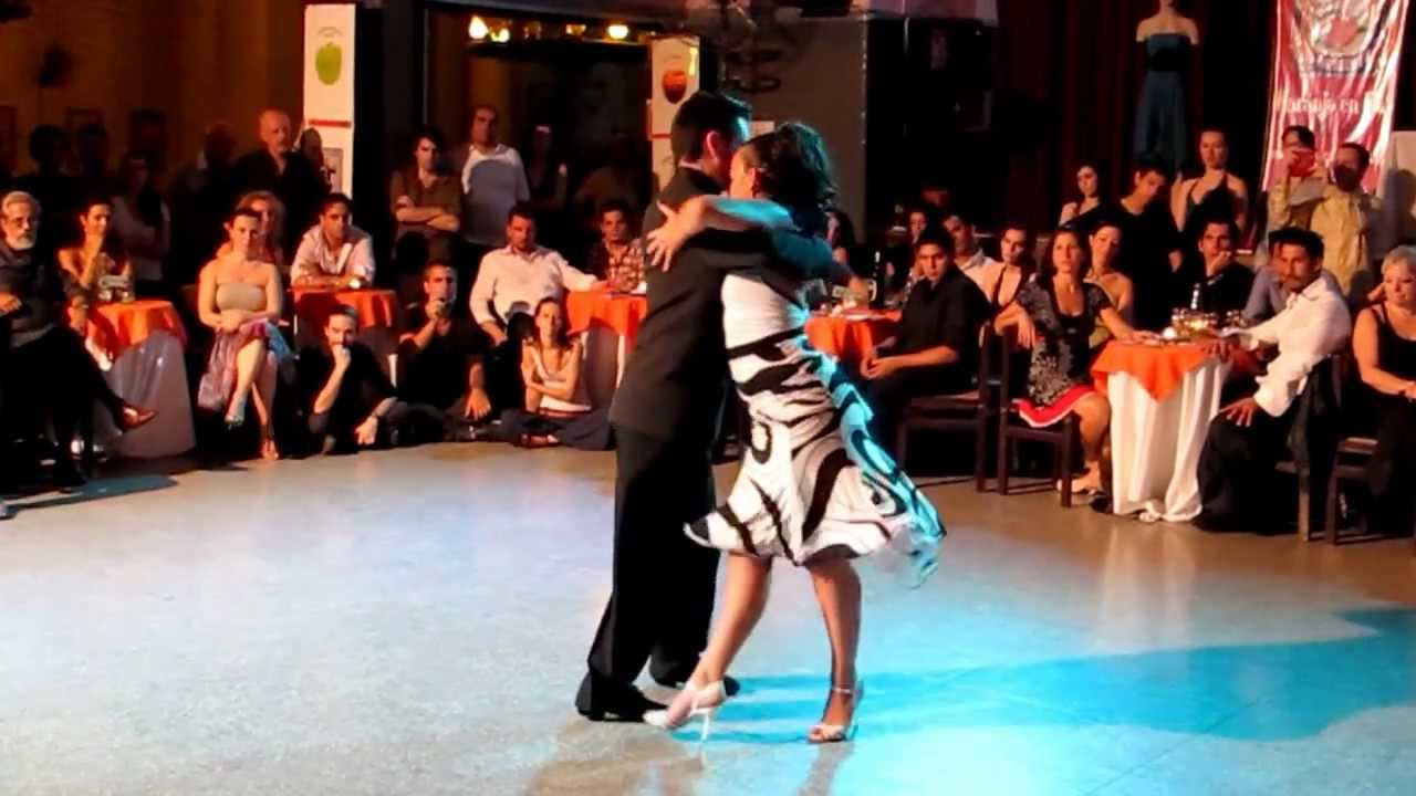 Javier Rodríguez y Virginia Pandolfi 2/4