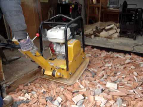 Реверсивная виброплита MSH160 в работе