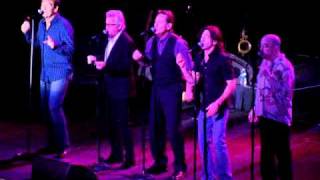 Huey Lewis and The News sings Sixty Minute Man at Hard Rock Live in Hollywood, Florida