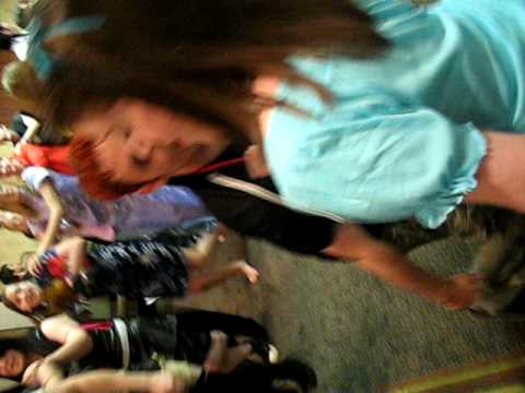 Kyo and Tohru gettin jiggy with it