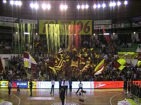 Igea Barcellona - Coreografia Gradinata tifo partita contro Scafati gara 3 playoff