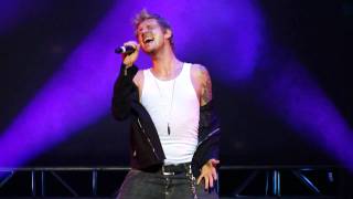Falling Down - Nick Carter - Mississauga - Living Arts Center-August 27, 2011-Im Taking Off Tour