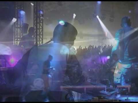 F.U.K.T "Play With Fire" at Roskilde Festival 2005 Metropol Stage - By 2d vIsuals