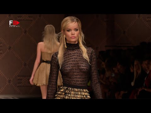 ELISABETTA FRANCHI SS 23 I Backstage & Interviews - Fashion Channel Chronicle