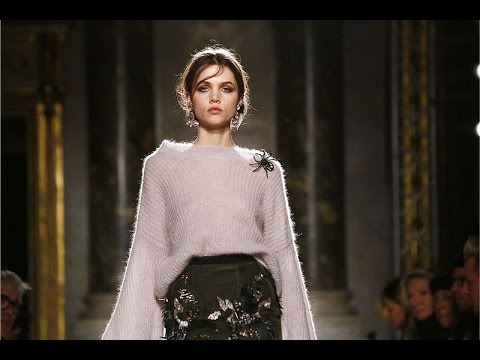 Les Copains | Fall Winter 2016/2017 Full Fashion Show | Exclusive