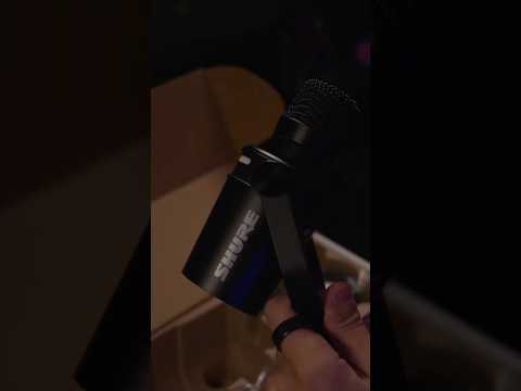 Unboxing Shure MV7+
