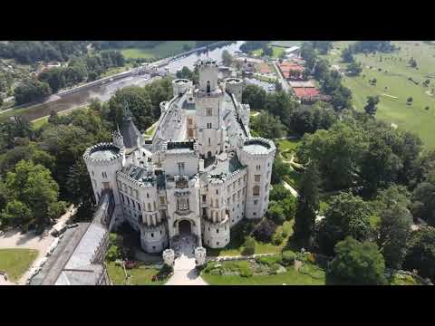 #1 - Zámek Hluboká: Os mais belos castelos da República Tcheca (Castelo Hluboka)