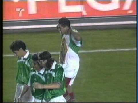 2001 (April 11) Mexico 1-Chile 0 (Friendly).mpg