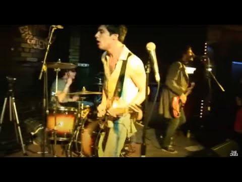 The Cribs - The New Fellas (DVD 2 'Live At The Brudenell Social Club' - Cribsmas 2007)