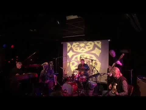 Zilverzurf-Mantra Sessions Nefertiti Gothenburg IPhone8+ Shure MV88 Condencer Microphone for IOS