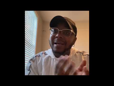 TIS THE SEASON : HOLIDAY NIGGA VS SQUARE ASS NIGGA