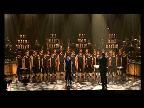 17. Les Choristes - ''La Nuit''. ( En Concert ).